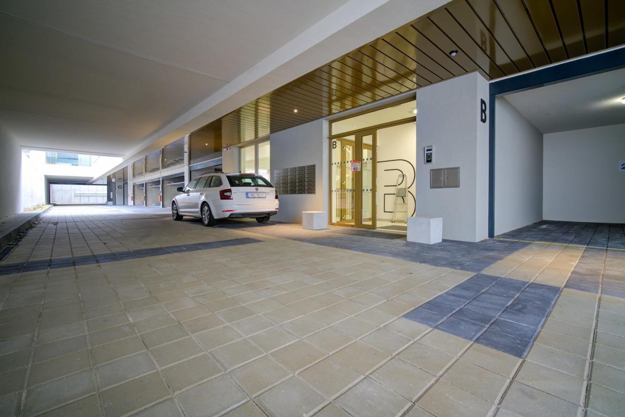 City Relax Apartments With Free Parking, 10 Mins Walk To City Centre Brno Esterno foto