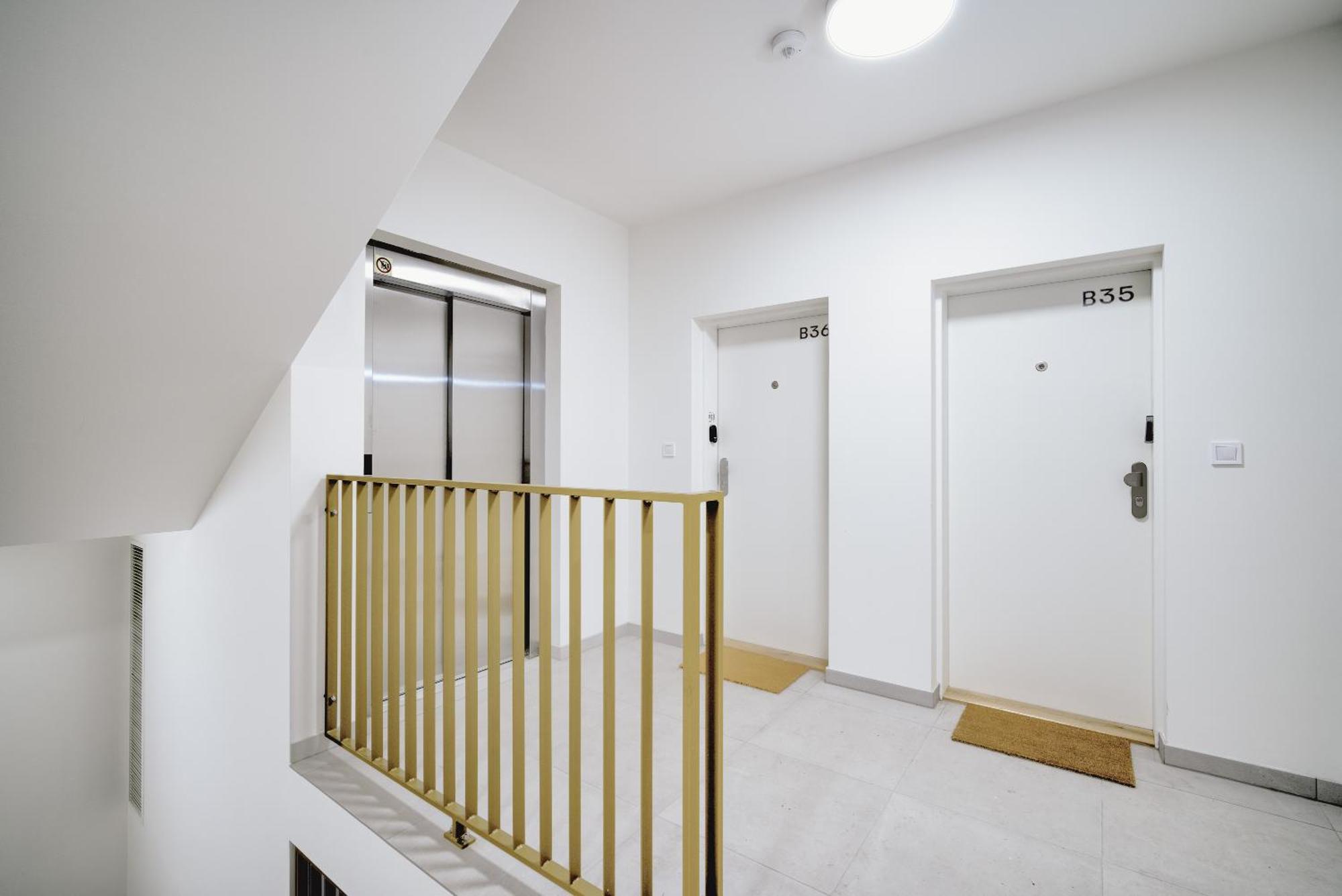City Relax Apartments With Free Parking, 10 Mins Walk To City Centre Brno Esterno foto