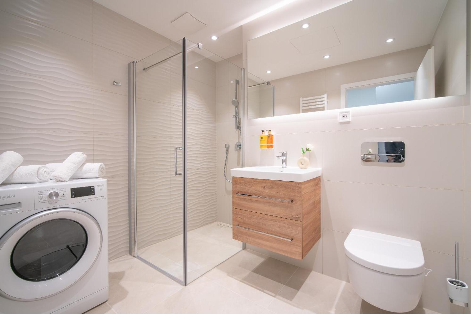 City Relax Apartments With Free Parking, 10 Mins Walk To City Centre Brno Esterno foto